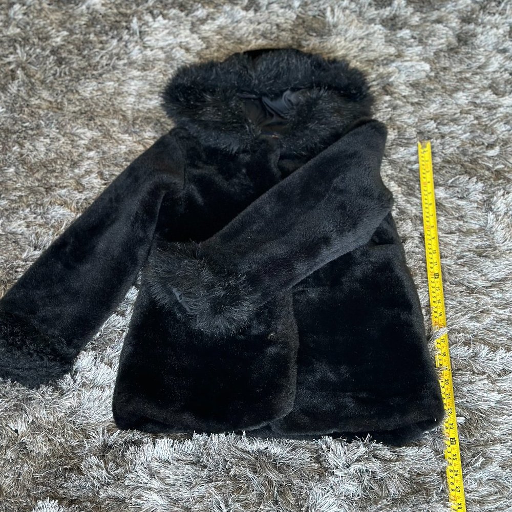 WINTER COAT, LIMITED TOO JACKET - WARM, HEAVY, GORGEOUS FAUX FUR, HOOD/LINED - Picture 4 of 6